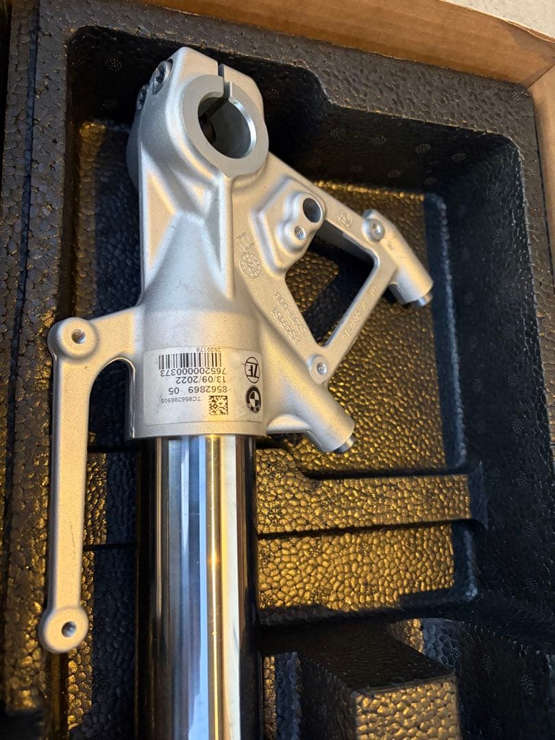 Rninet 純正倒立フロントフォーク 新車取外し