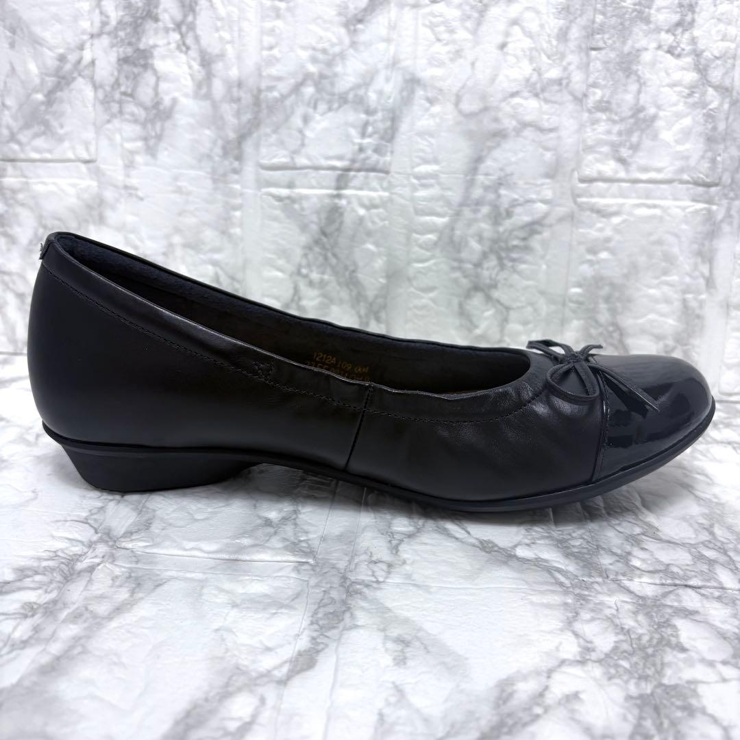 試着のみ✨アシックス ペダラ リボンパンプス 23cm