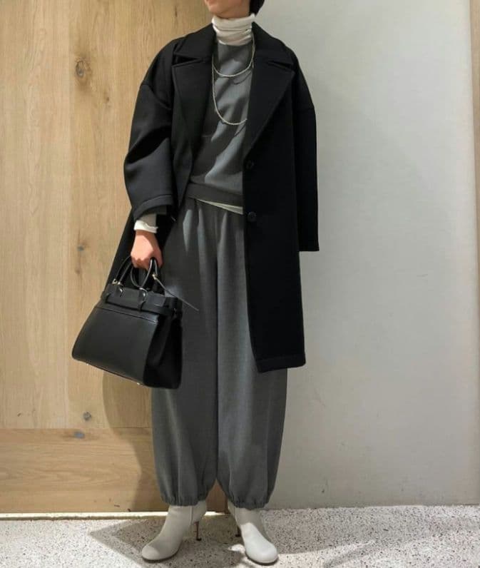 新品未使用タグ付き！Curensology /ストレッチカーゴパンツ