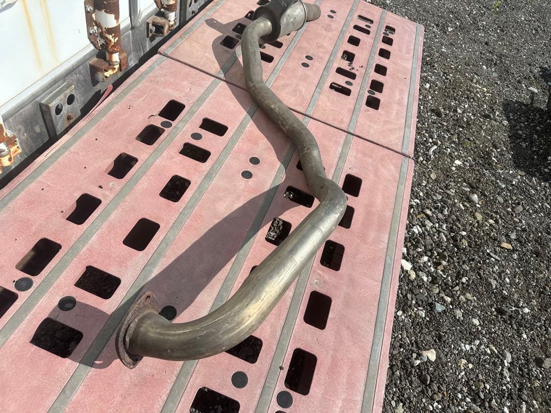 美品　値引き交渉可能　36107　トヨタ　ランドクルーザー80系　純正マフラー