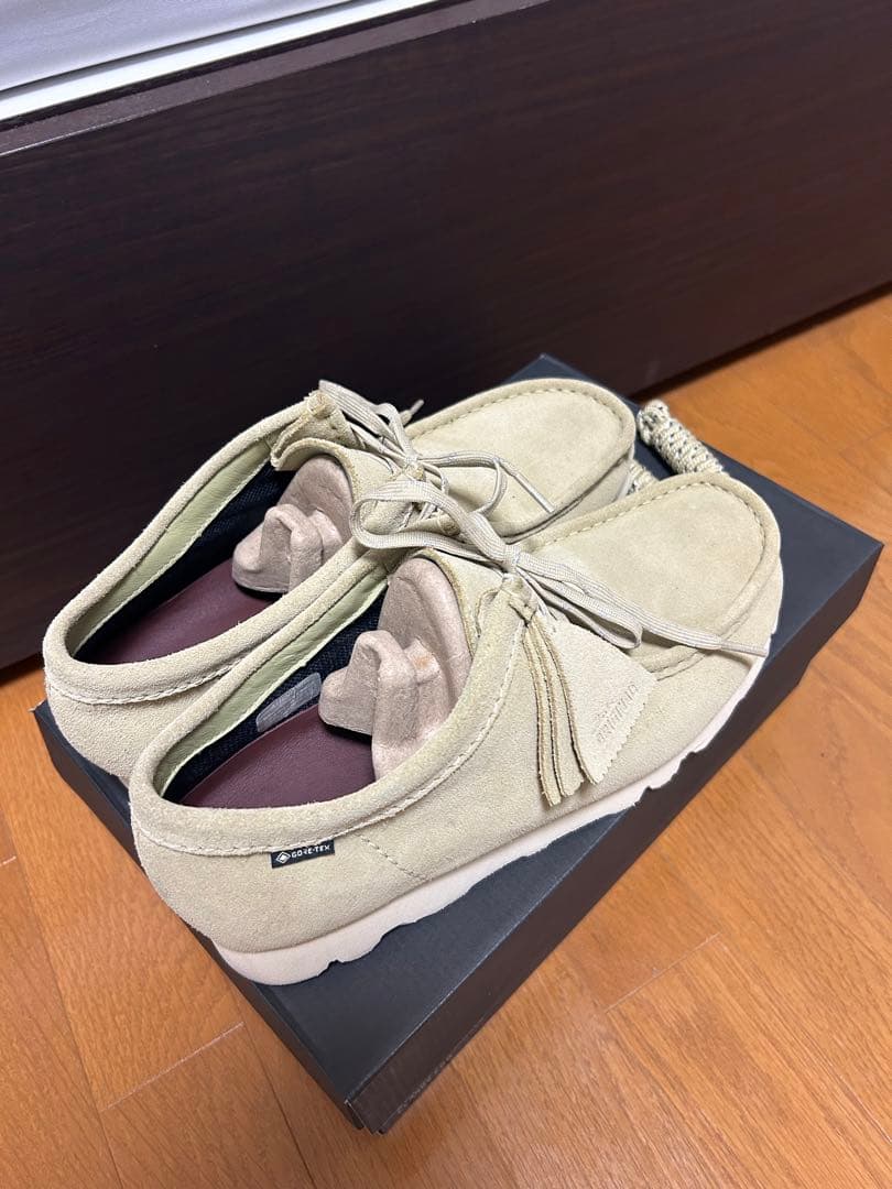 クラークス ワラビー ゴアテックス　ベージュ　26cm