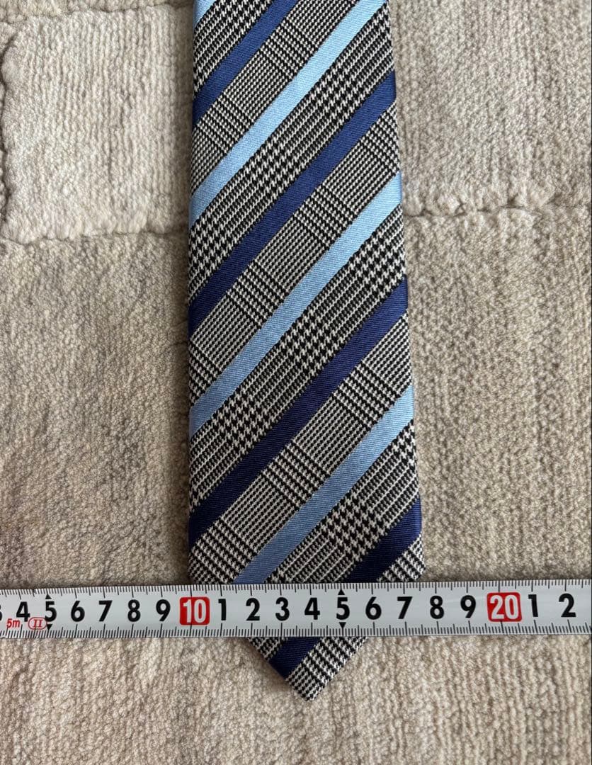 HERMES ストライプネクタイ