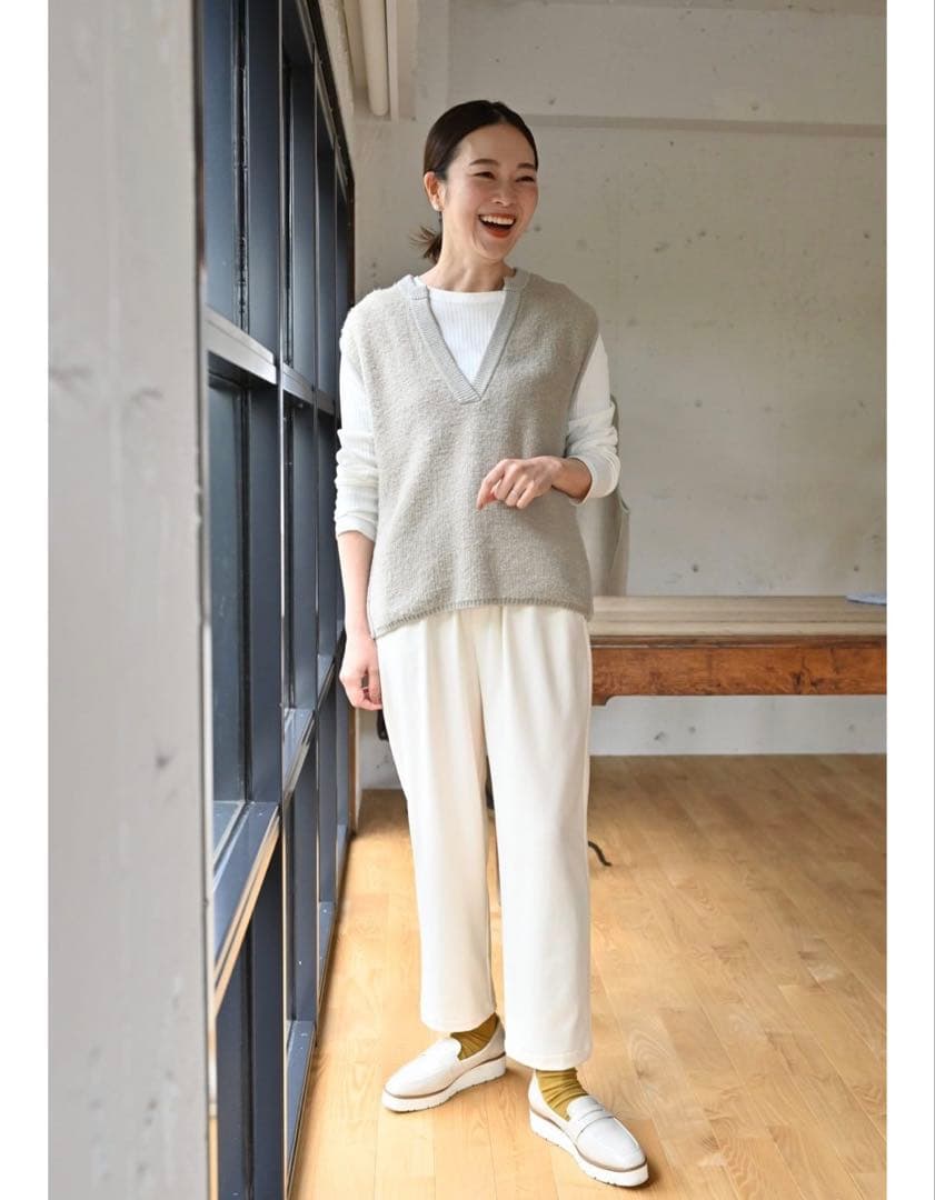 アワーホーム　ゆるテーパードの裏起毛あったかパンツ　オフホワイト