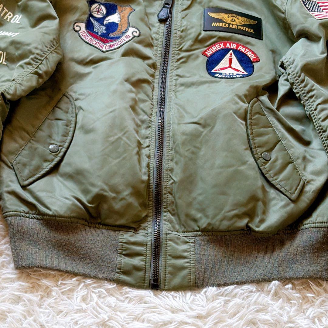 希少2XLサイズ AVIREX 中綿入り MA-1 フライトジャケット ワッペン