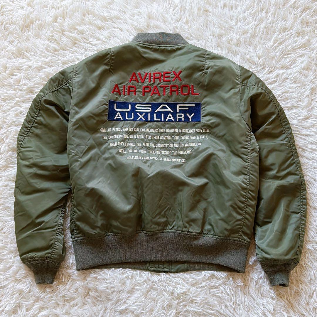 希少2XLサイズ AVIREX 中綿入り MA-1 フライトジャケット ワッペン