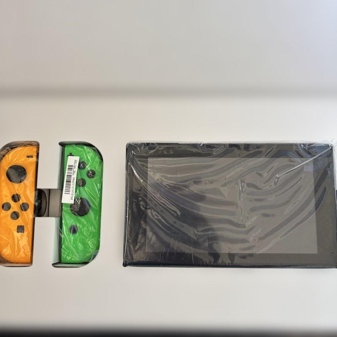 Nintendo Switch本体　ネオングリーン ネオンオレンジ