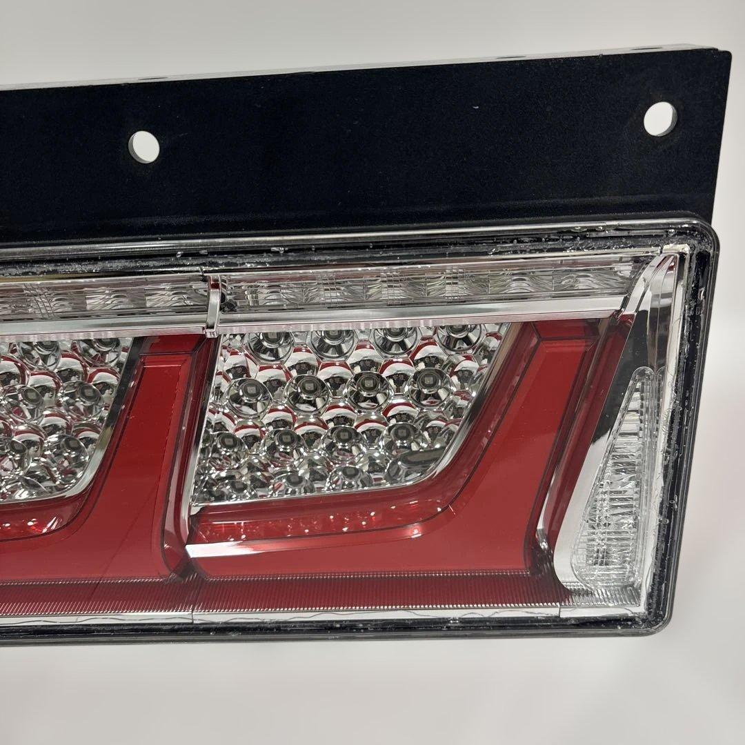 【20】小糸 トラック用4t 10t ノーマルタイプ（運転席側）