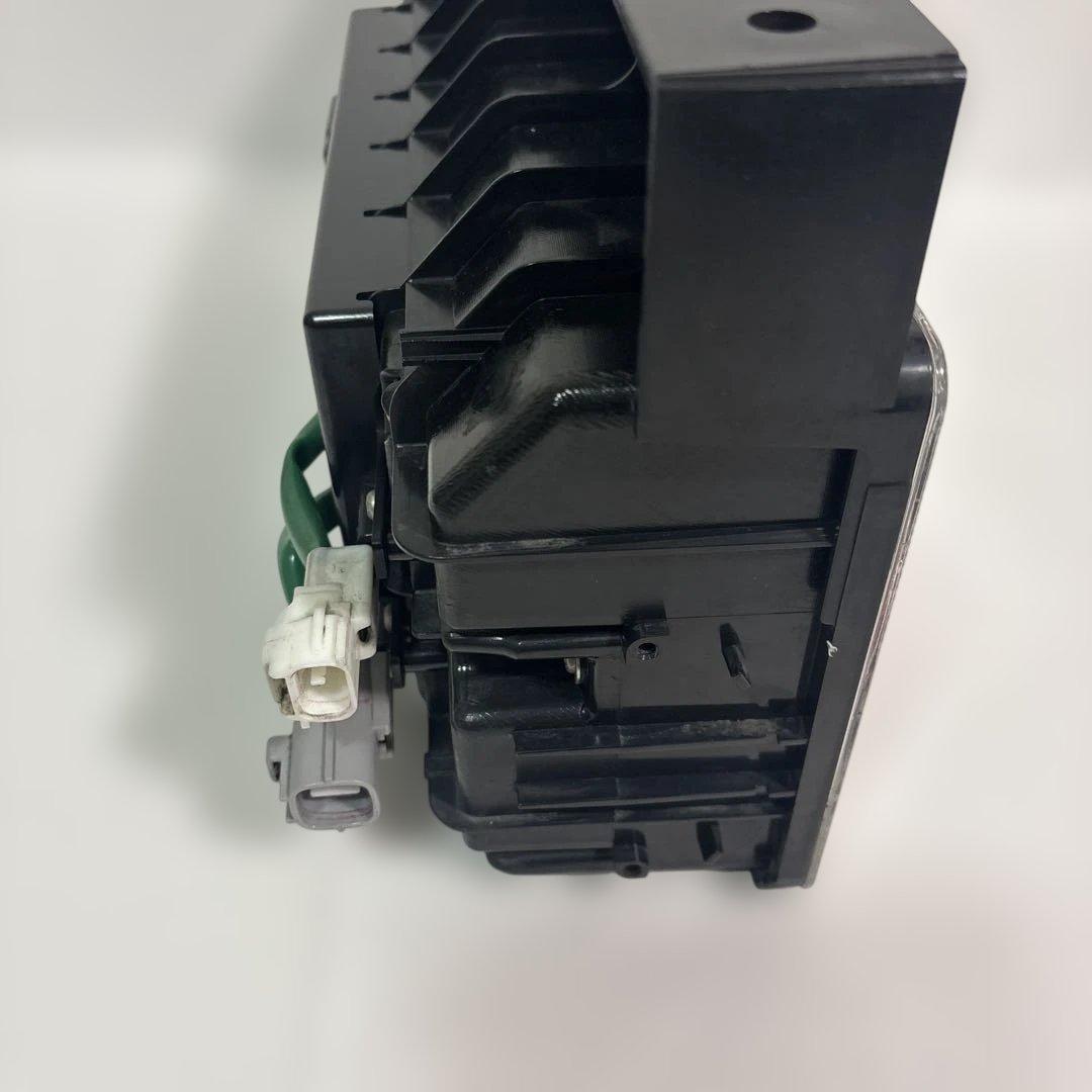 【20】小糸 トラック用4t 10t ノーマルタイプ（運転席側）