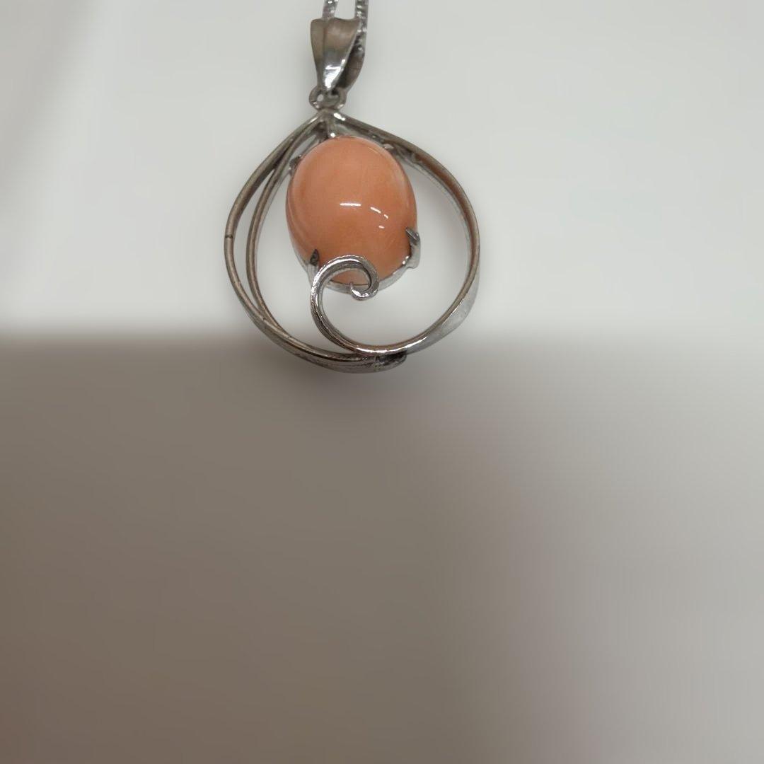 翡翠のリングとネックレスセット