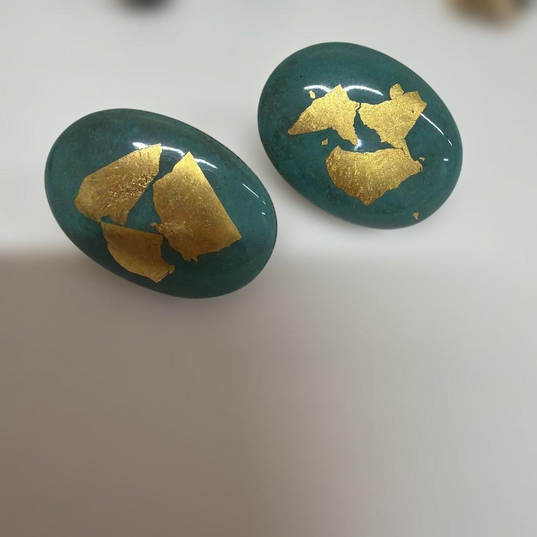 翡翠のリングとネックレスセット