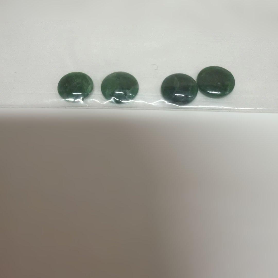 翡翠のリングとネックレスセット