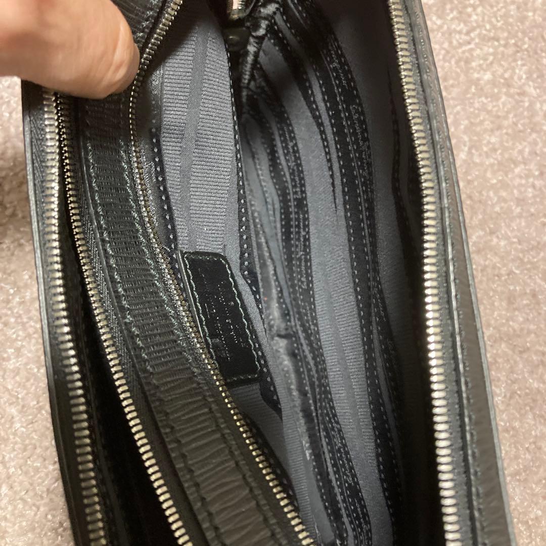 フェラガモ男性用セカンドバッグ(美品)