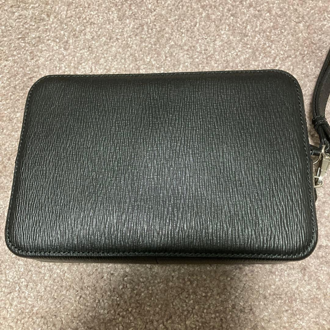 フェラガモ男性用セカンドバッグ(美品)