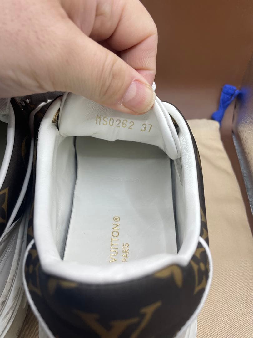 ルイヴィトン　タイムアウトライン　ライン　モノグラムスニーカー　23.5〜24㌢