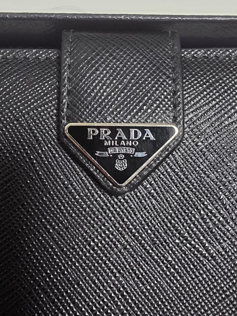 PRADA サフィアーノ コンパクトウォレット