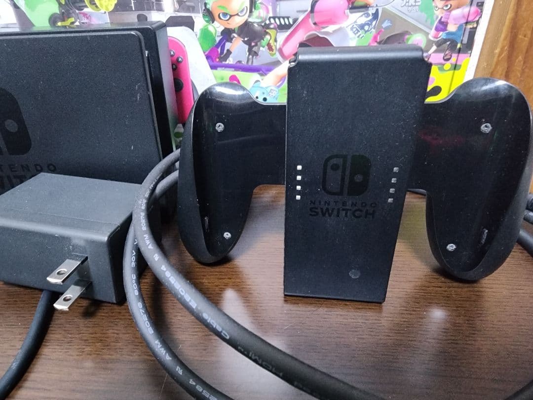 Nintendo Switch 本体+ジョイコン(ジャンク品)
