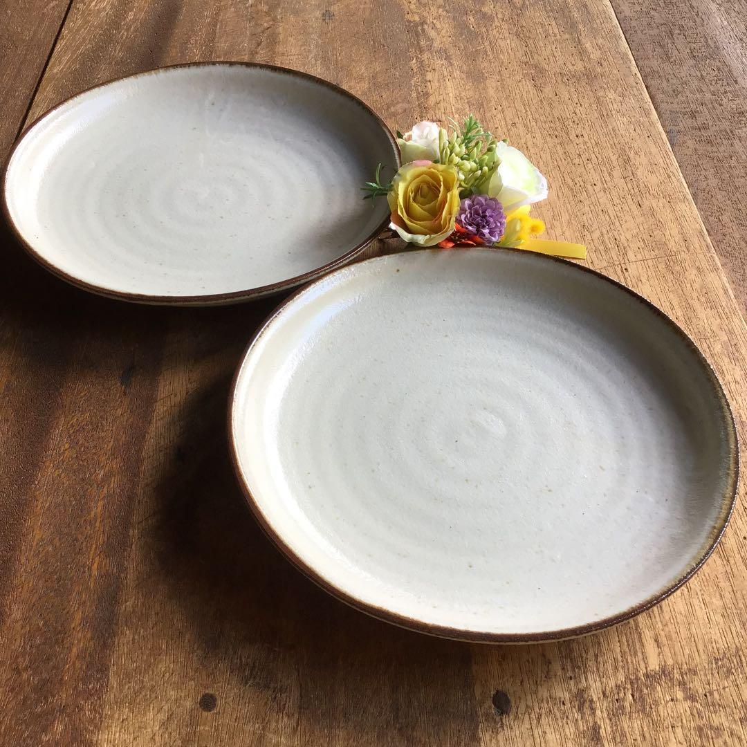 かおりんです。粉引茶渕ディナープレート7寸皿5枚・光沢かいらぎ浅鉢2枚