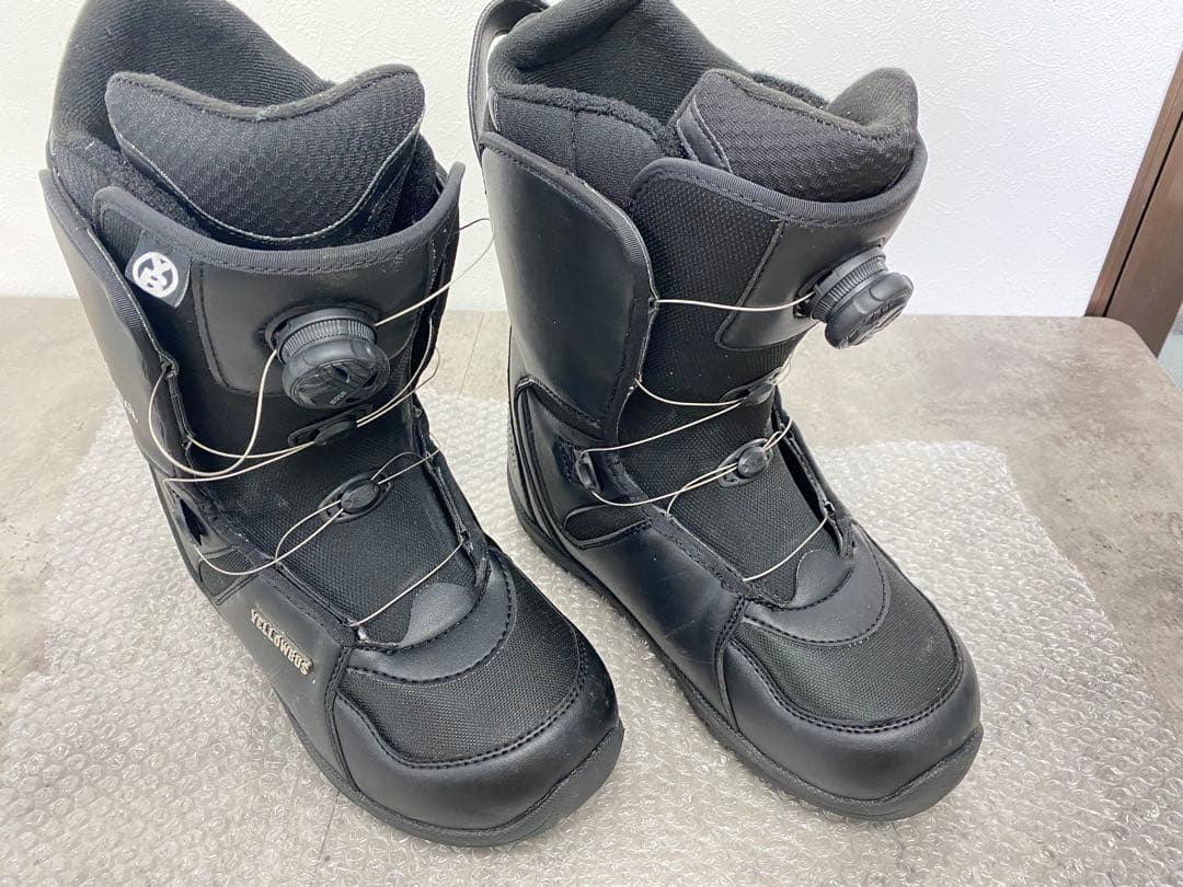 # WEEKENDスノーボードセット ブーツ ケース付き