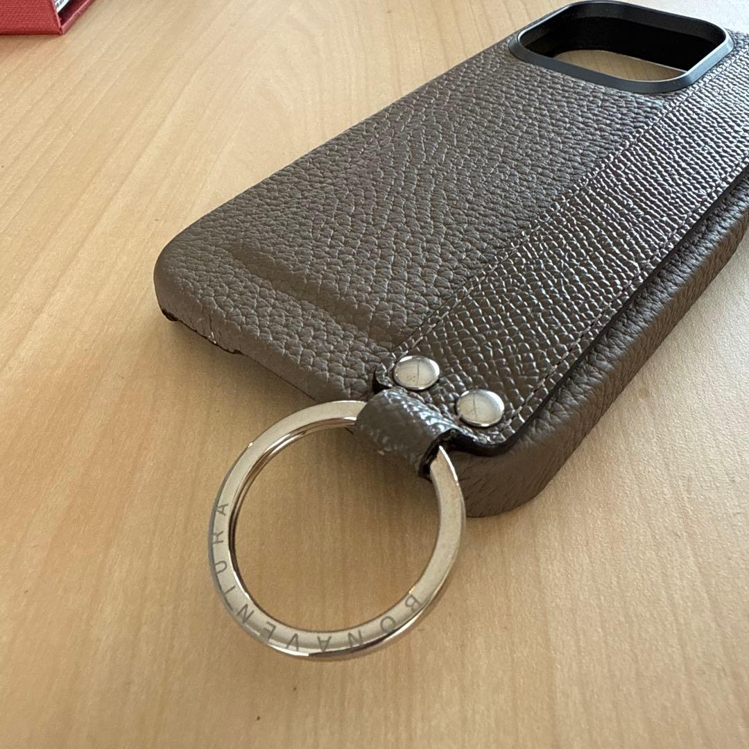 iPhone 16 Proハンドル付き バックカバーケース シュリンクレザー