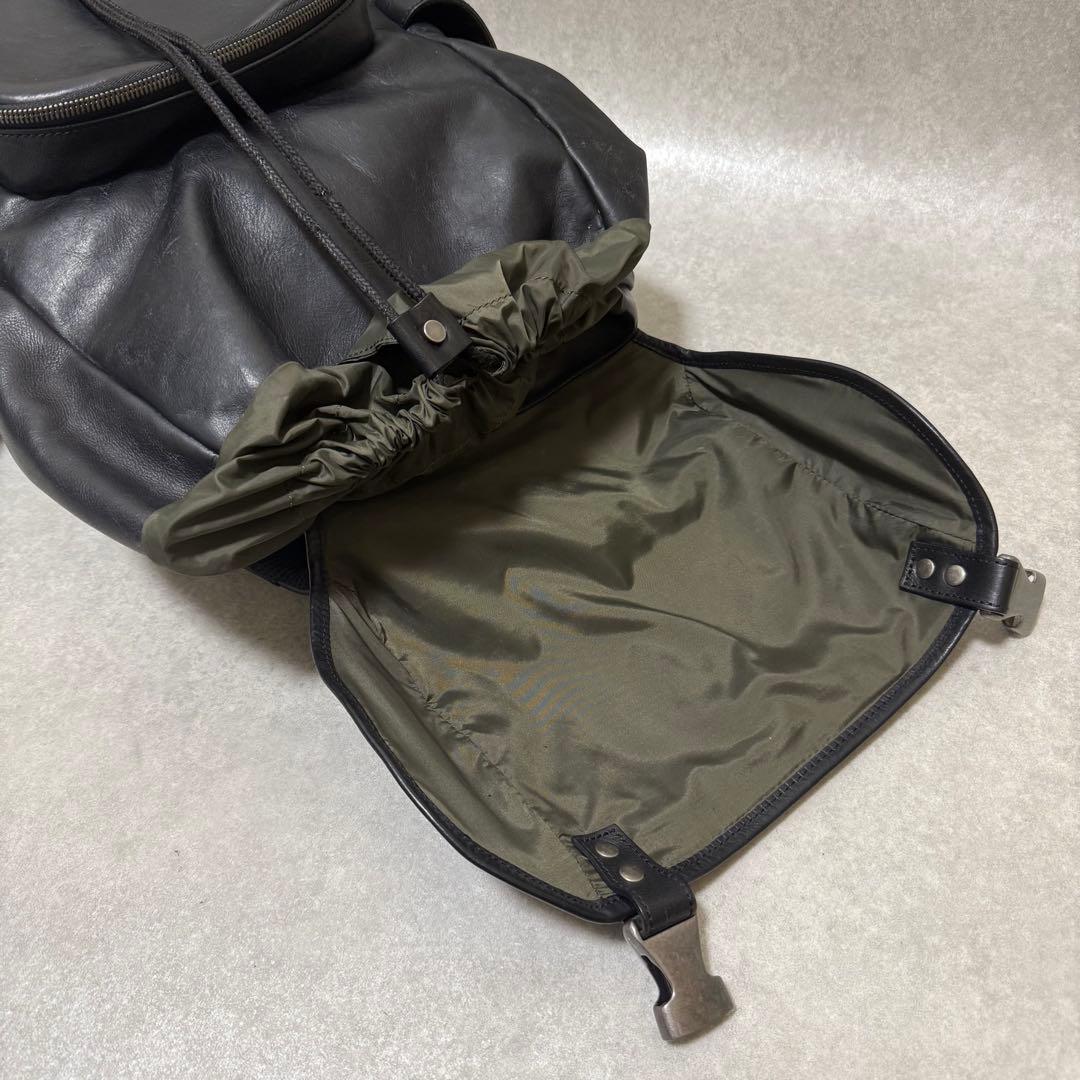 【DIESEL ディーゼル】バックパック　オールレザー　本革　ロゴプレート