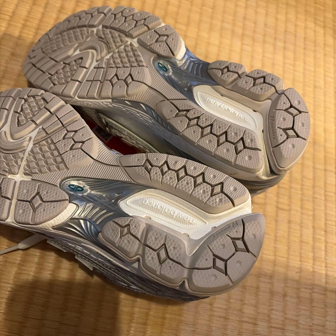 新品未使用品　国内正規品ニューバランス　M1906REE D