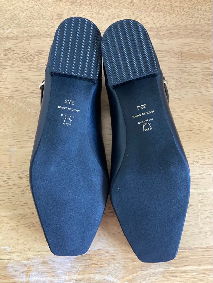 新品ヒミコ 【25SS】スクエアトゥメリージェーンパンプス/651111