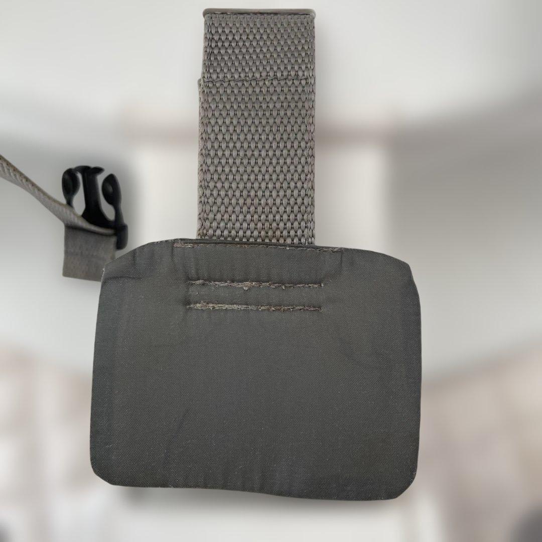 ベビービョルン　ハイチェア　グレー　ベルト