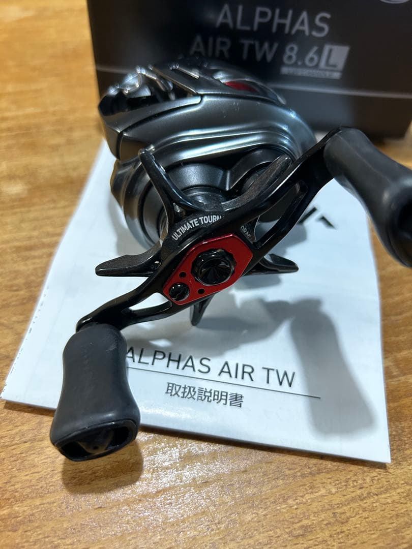 ダイワ　20アルファスAIR TW 8.6L 左　中古美品