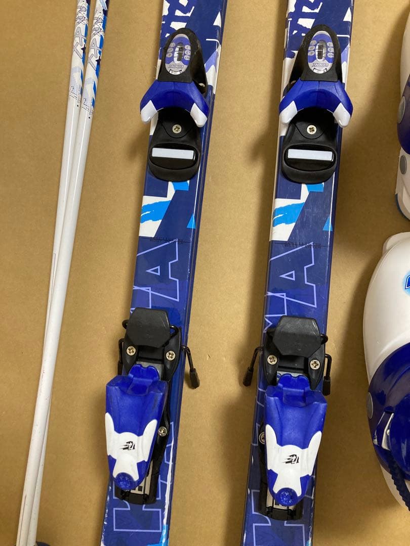 KAZAMA キッズ用スキー板126cm ブーツ23cm ストック100cm