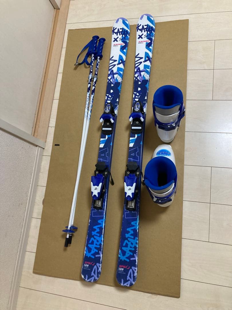 KAZAMA キッズ用スキー板126cm ブーツ23cm ストック100cm