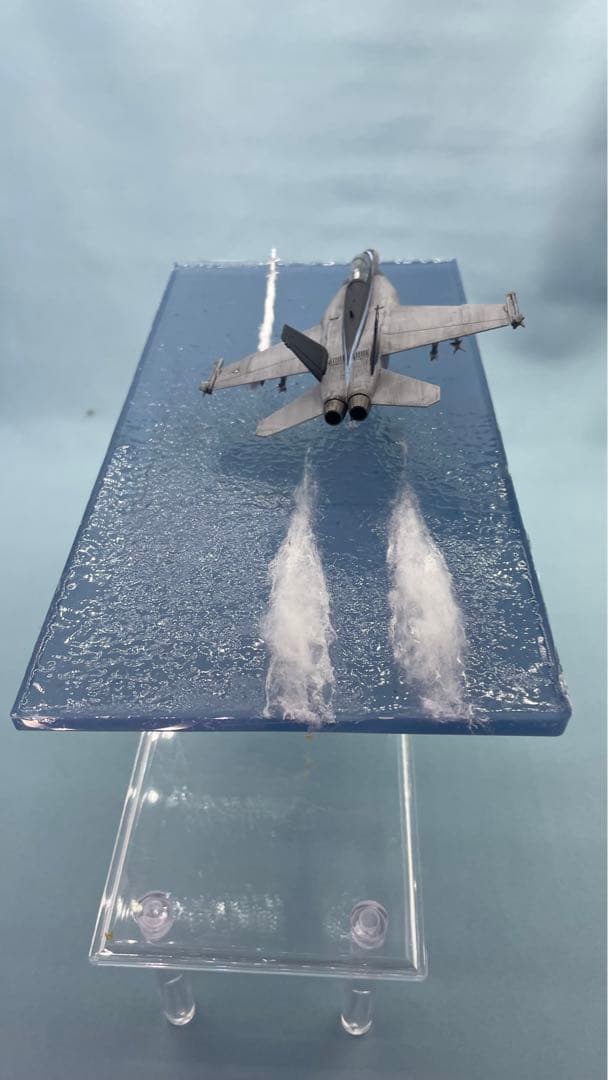 トップガン　マーヴェリック　F18 ミサイル発射　ジオラマ エフトイズ