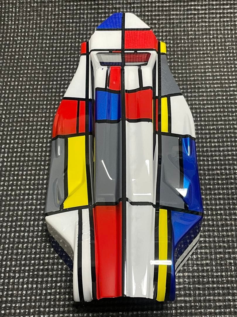 京商、ヨコモ用塗装済ボディ4台