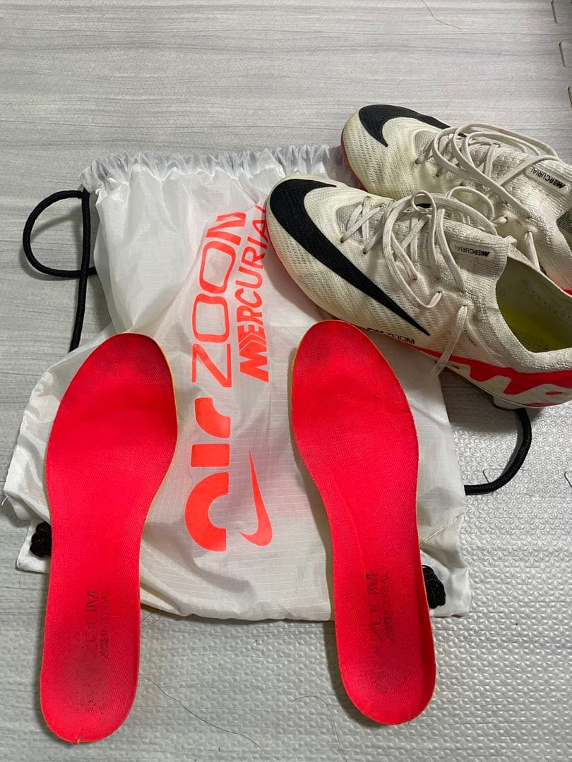 kartoon　マーキュリアルヴェイパー15 エリートFG