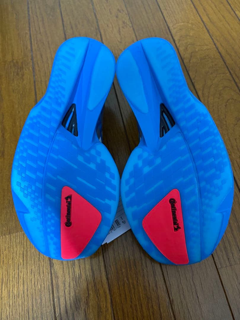 【新品正規品】大特価！アディゼロ TAKUMI SEN 11 W25.5cm