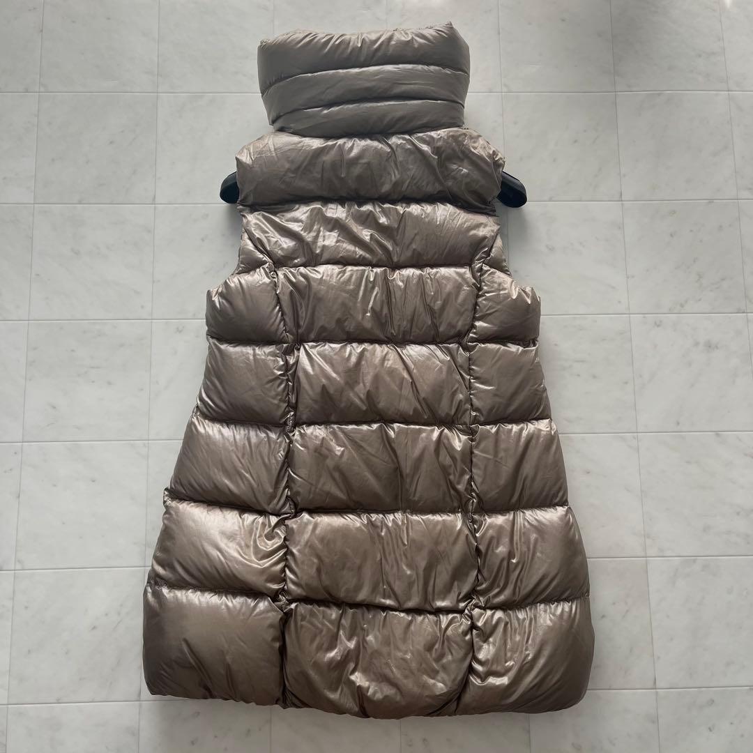 美品♡2021年 タトラス タウリア ダウンベスト ゴールド 1