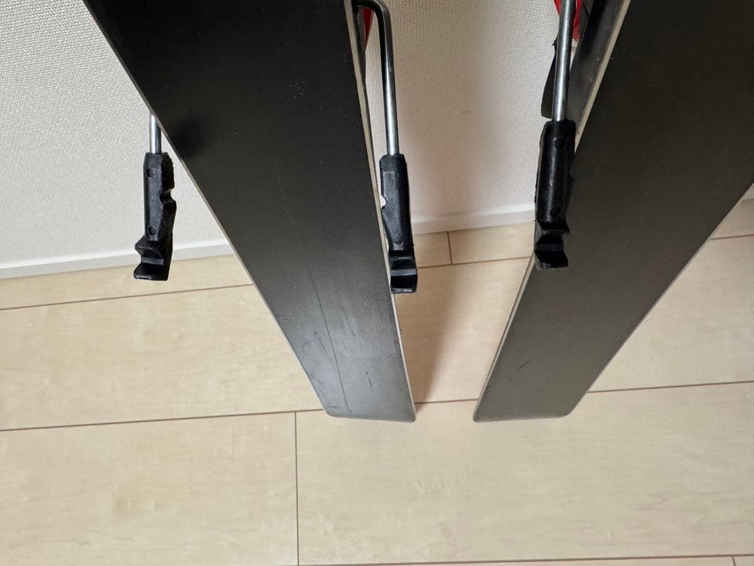 Atomic ジュニアスキー板 140cm Redster J2