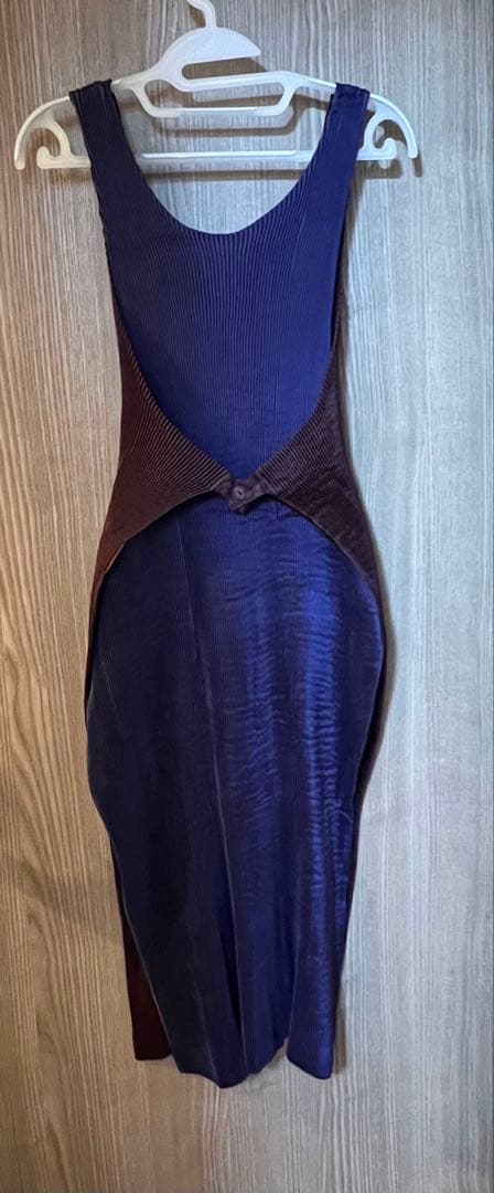 ⭐️ゆかり⭐️PLEATS PLEASE ワンピースエプロン/リバーシブル