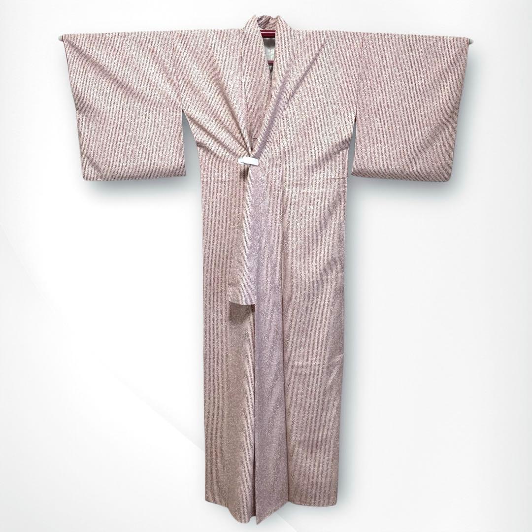 【良品✨】東レシルック　さんび　洗える着物　小紋　かすれ染め　縦縞　白色　B1