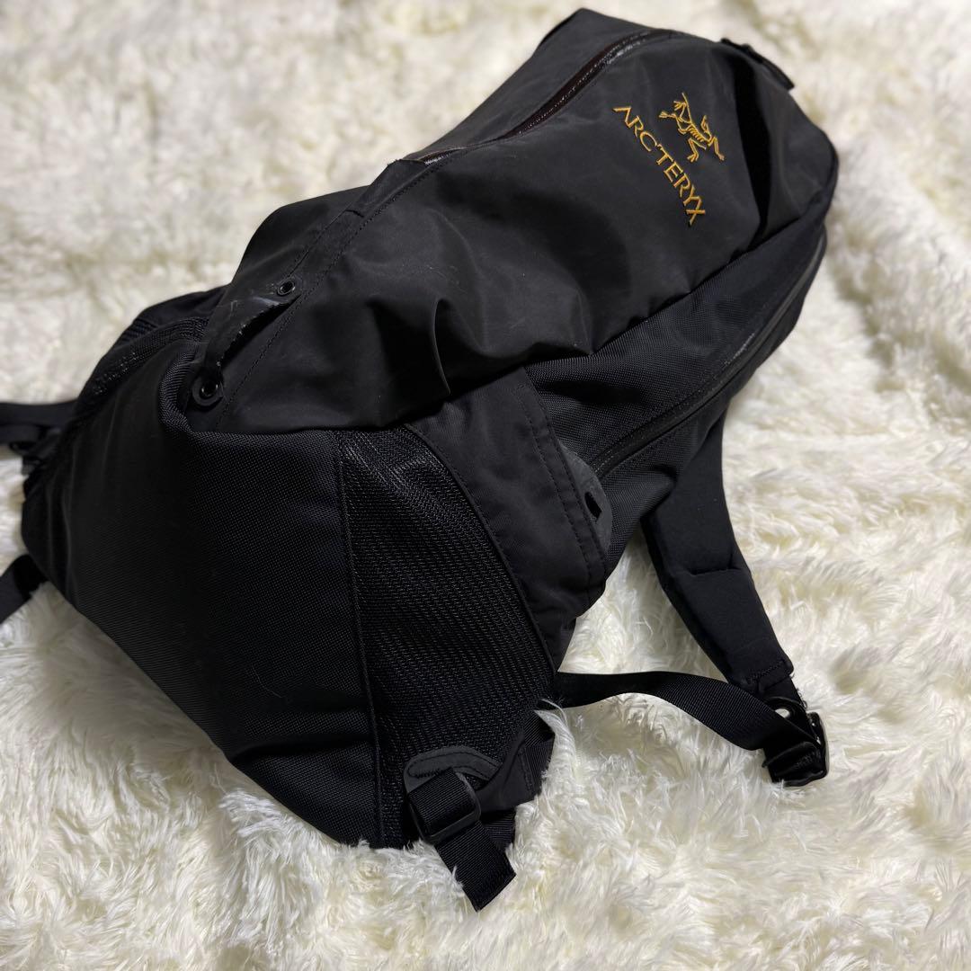 アークテリクス アロー22