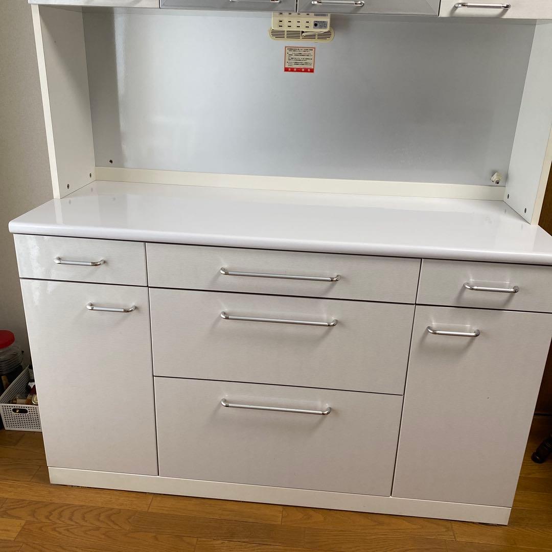 ニトリ キッチン収納キャビネット ホワイト