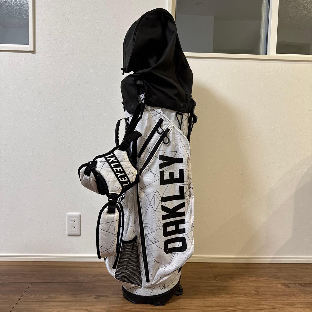 OAKLEY キャディバッグ スタンド付き ホワイト/ブラック