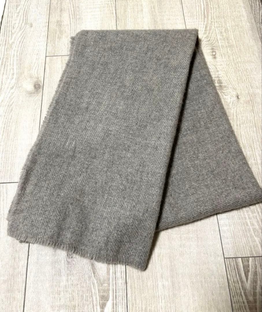 Johnstons of Elgin カシミヤマフラーストール　グレー