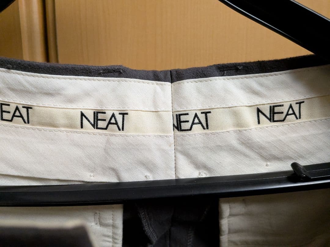 NEATキンダーマン社 velvetonモールスキン テーパード 44