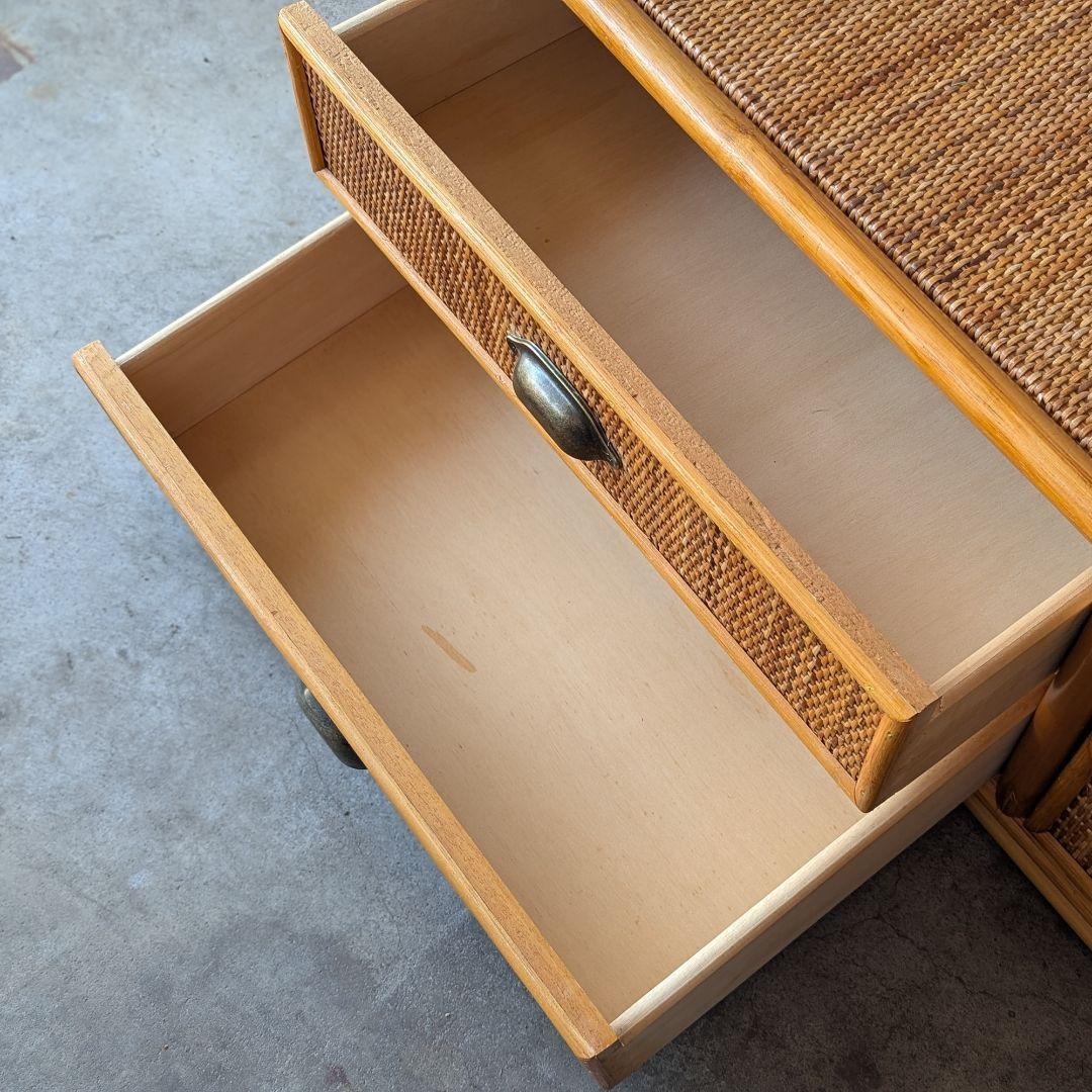 【古家具】ヴィンテージ・ラタンの小さめローチェスト　ローボード キャビネット