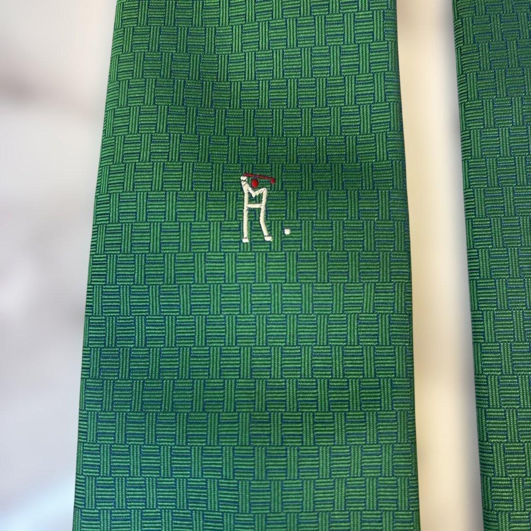 【箱付き✨】HERMES ネクタイ　ファソネ　グリーン　緑　ゴルフ　ワンポイント