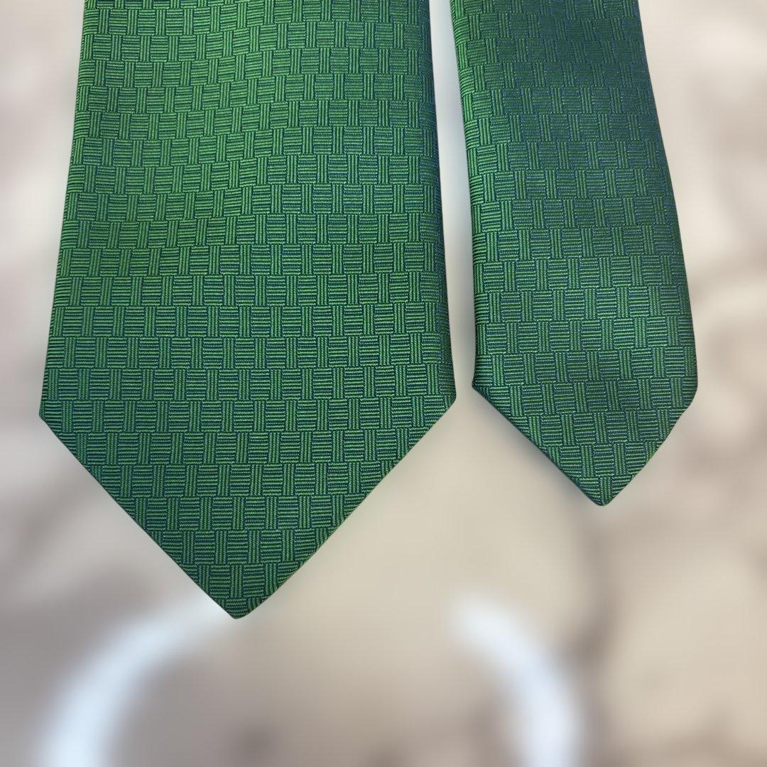【箱付き✨】HERMES ネクタイ　ファソネ　グリーン　緑　ゴルフ　ワンポイント