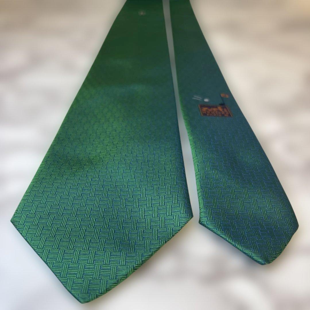 【箱付き✨】HERMES ネクタイ　ファソネ　グリーン　緑　ゴルフ　ワンポイント