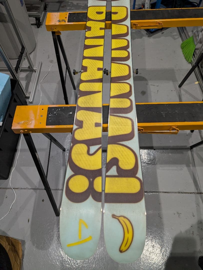 世界200本 Jskis Joyride160cm + Look pivot15