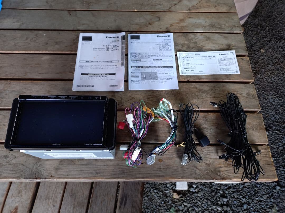 パナソニックストラーダ7インチカーナビCN−HE01D