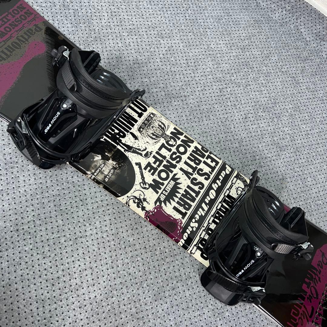 2回使用 キッズスノーボード SLQ 140cm＋バイン＋レースブーツ